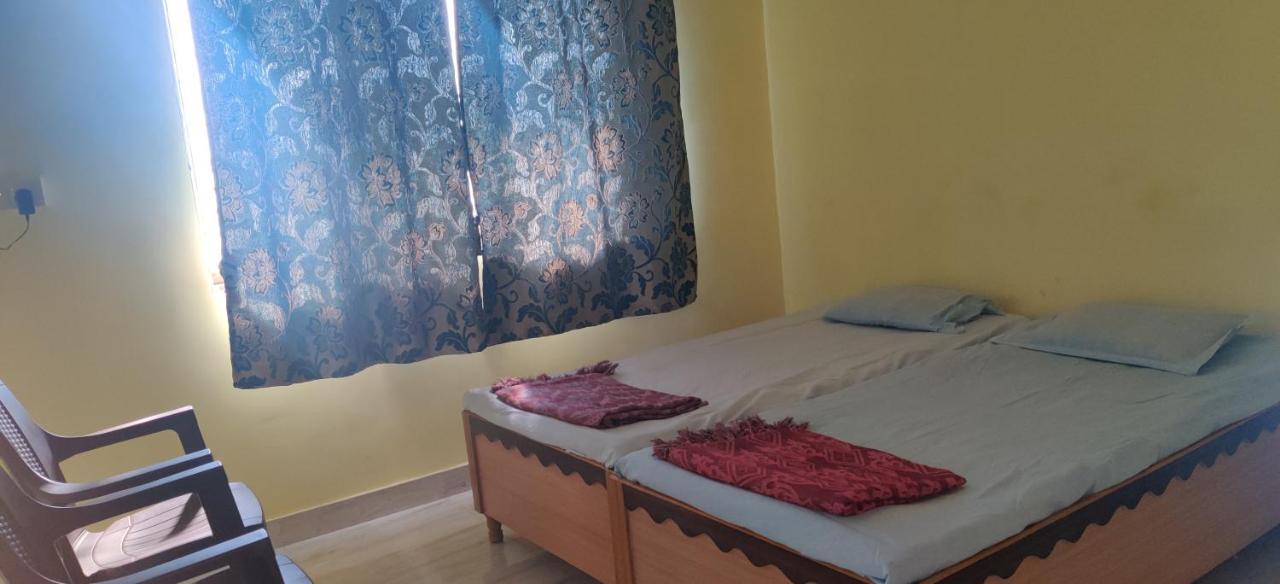 Gulmohar Cottages - Home Stay In アリバグ エクステリア 写真