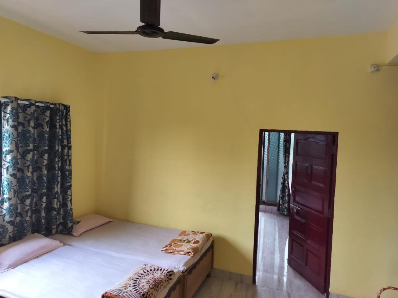 Gulmohar Cottages - Home Stay In アリバグ エクステリア 写真