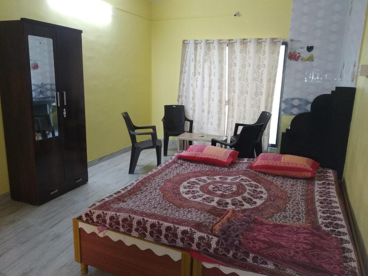 Gulmohar Cottages - Home Stay In アリバグ エクステリア 写真